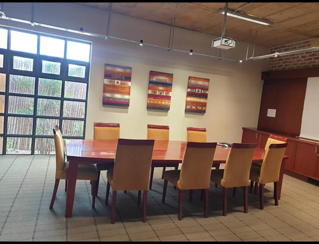 2,077M² SHOWROOM SOLD IN NDABENI